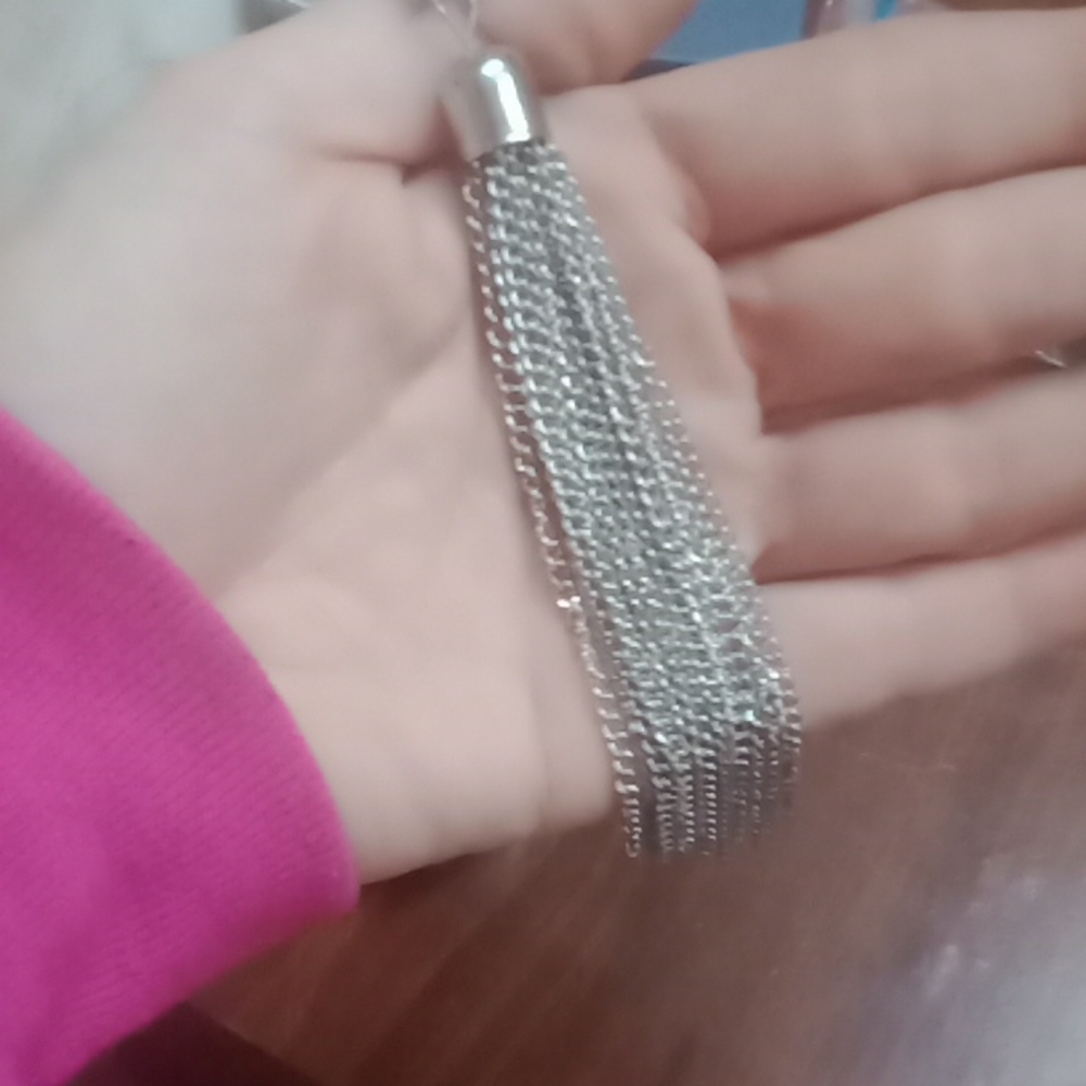 Necklace - Picture 2 of 3